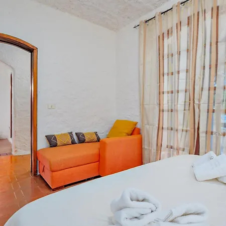 Pirina Villa *